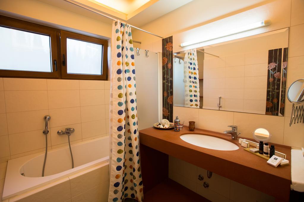Azure Cove Villa Agia Pelagia  Exterior photo