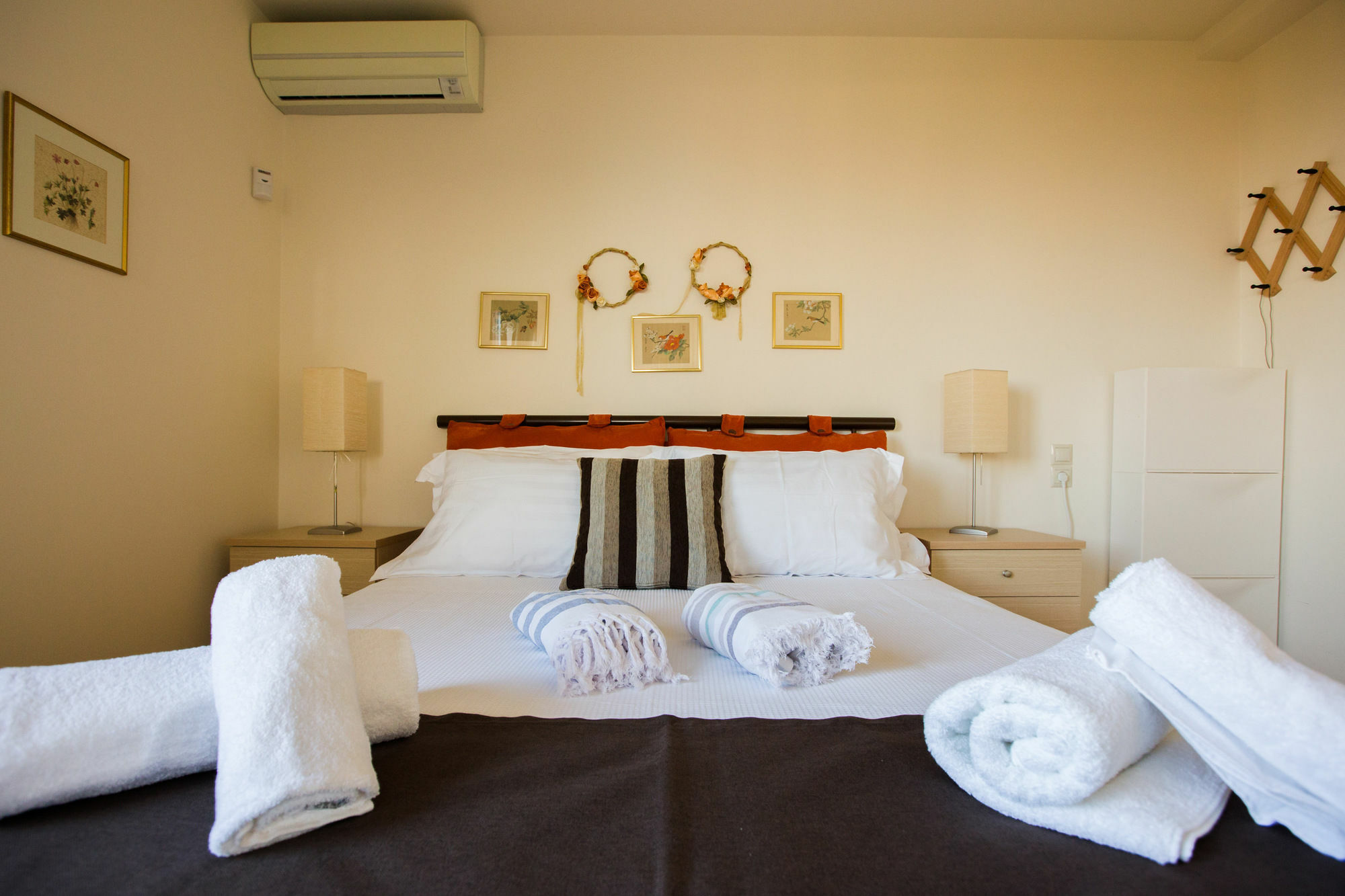 Azure Cove Villa Agia Pelagia  Exterior photo